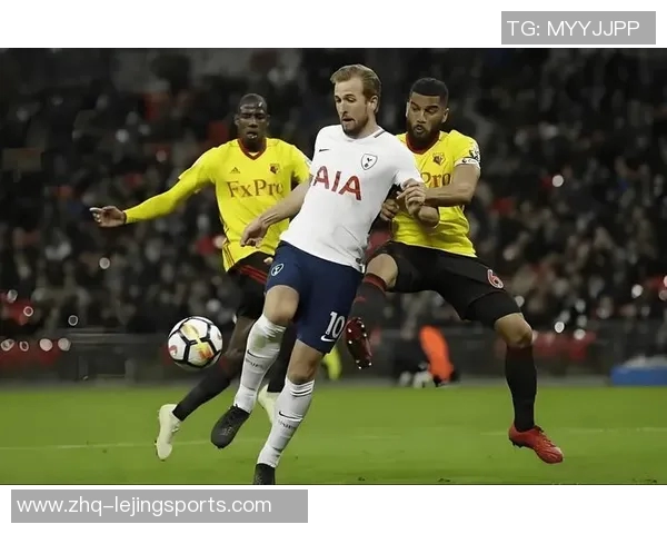 西部联与珀斯光荣的激烈对决展现澳超联赛的精彩魅力与竞争态势